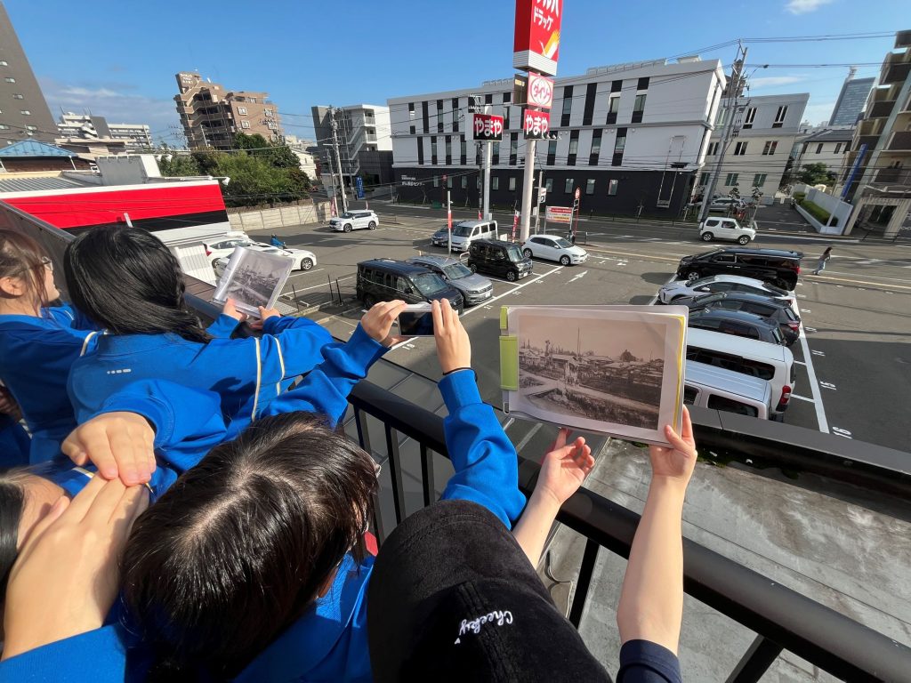 事業レビュー｜今昔写真でまちの魅力を新発見し、地元学のタネを多世代で育てるアーカイブ事業「ここダネ！」